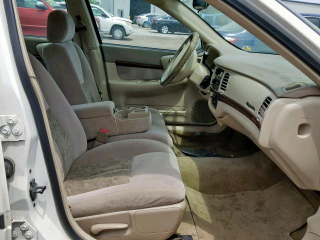 2G1WF52E749126052 - 2004 CHEVROLET IMPALA WHITE photo 5