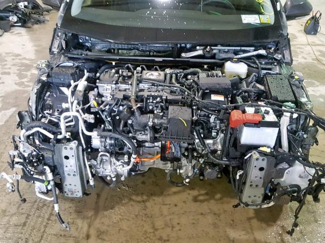 JTDKARFP0J3089812 - 2018 TOYOTA PRIUS PRIM 灰色 照片 7