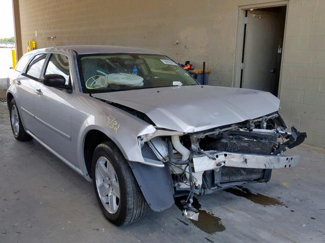 2D4FV47T77H899788 - 2007 DODGE MAGNUM SE SILVER photo 2