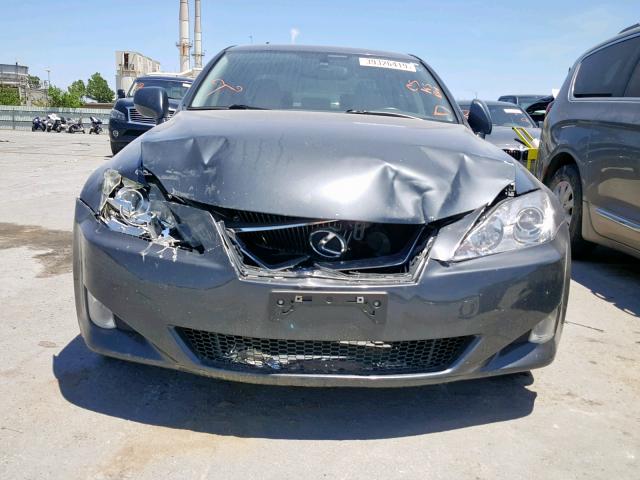 JTHCK262485020390 - 2008 LEXUS IS 250 GRAY photo 9