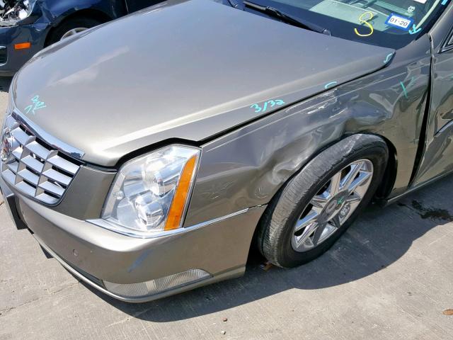 1G6KD5E66BU127468 - 2011 CADILLAC DTS LUXURY GOLD photo 9