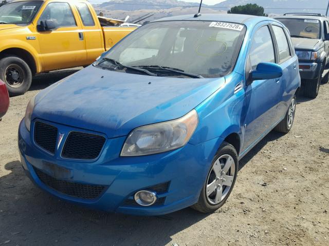 KL2TD66E49B662045 - 2009 PONTIAC G3 BLUE photo 2