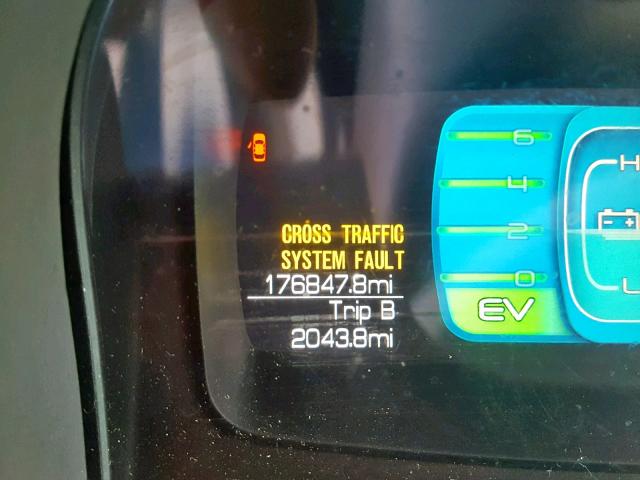 3FADP0L32CR254483 - 2012 FORD FUSION HYB WHITE photo 8