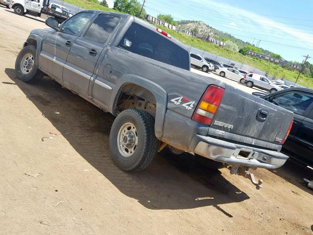 1GTGK13U32F203056 - 2002 GMC SIERRA 150 BLACK photo 3