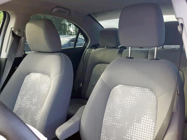 1G1JB5SH4J4104248 - 2018 CHEVROLET SONIC LS SILVER photo 9