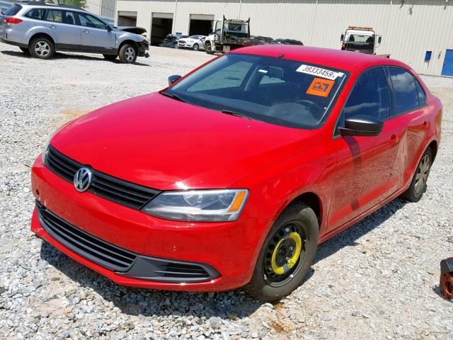 3VW1K7AJ1DM269946 - 2013 VOLKSWAGEN JETTA BASE RED photo 2