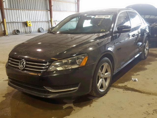 1VWBH7A33DC105703 - 2013 VOLKSWAGEN PASSAT SE BLACK photo 2