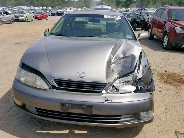 JT8BF28G0X5055614 - 1999 LEXUS ES 300 TAN photo 7