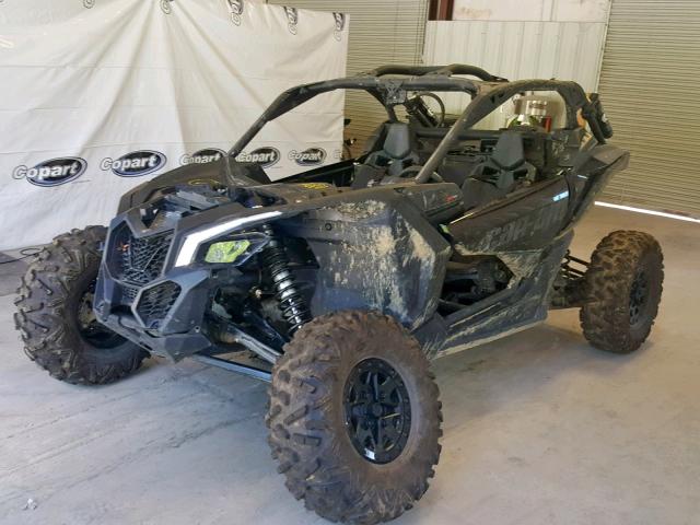 3JBVXAW47JK003122 - 2018 CAN-AM MAVERICK X BLACK photo 2