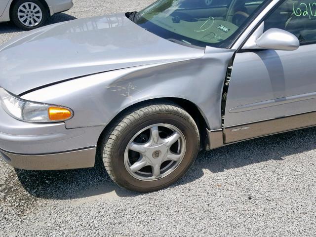 2G4WB55K021245296 - 2002 BUICK REGAL LS SILVER photo 9