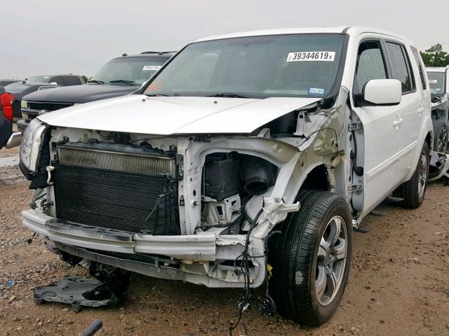 5FNYF3H3XFB031171 - 2015 HONDA PILOT SE WHITE photo 2