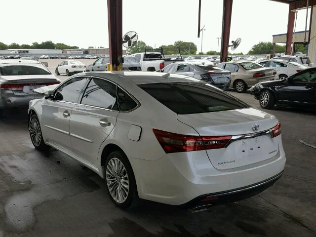 4T1BK1EB8JU287273 - 2018 TOYOTA AVALON XLE WHITE photo 3