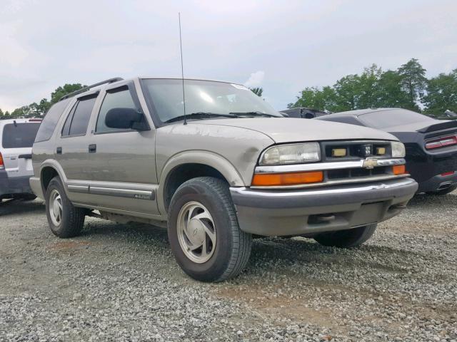 1GNDT13W2Y2317137 - 2000 CHEVROLET BLAZER GOLD photo 1