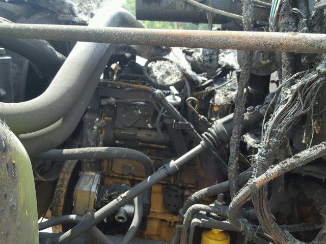 1GBJ6H1J4WJ107973 - 1998 CHEVROLET C-SERIES C BURN photo 7