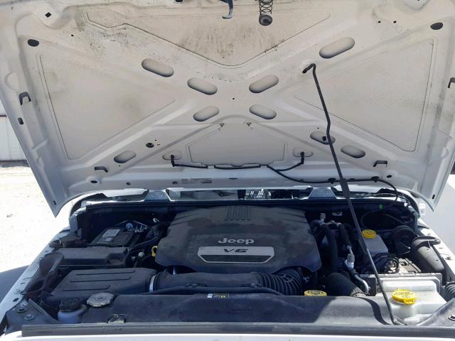 1C4AJWAG5HL738077 - 2017 JEEP WRANGLER S WHITE photo 7