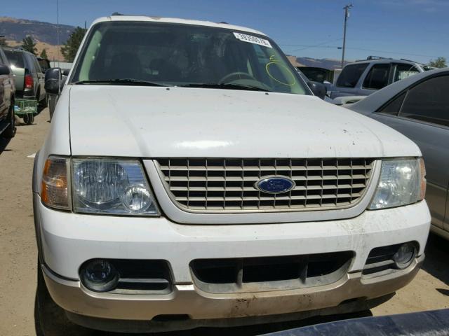 1FMDU64K94UB33564 - 2004 FORD EXPLORER E WHITE photo 9