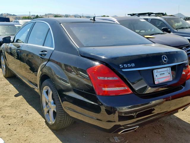 WDDNG7DBXDA507922 - 2013 MERCEDES-BENZ S 550 BLACK photo 3