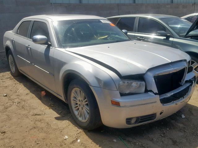 2C3CA1CV2AH258688 - 2010 CHRYSLER 300 TOURIN SILVER photo 1