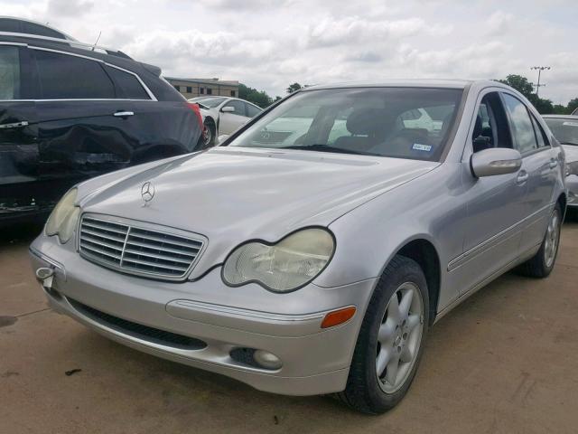 WDBRF61J92F161719 - 2002 MERCEDES-BENZ C 240 SILVER photo 2