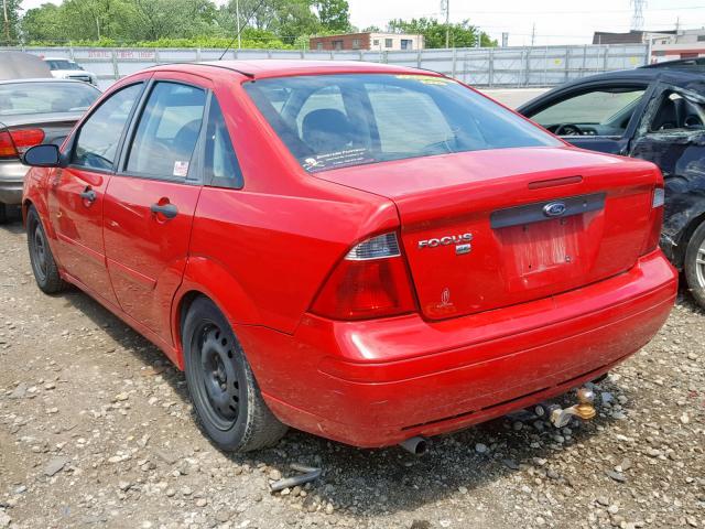 1FAFP34N67W257108 - 2007 FORD FOCUS ZX4 RED photo 3