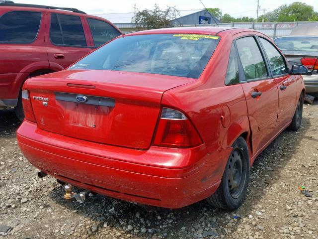1FAFP34N67W257108 - 2007 FORD FOCUS ZX4 RED photo 4