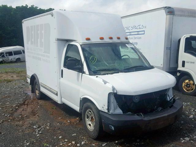 1GB0G2CG6B1105322 - 2011 CHEVROLET EXPRESS G3 WHITE photo 1