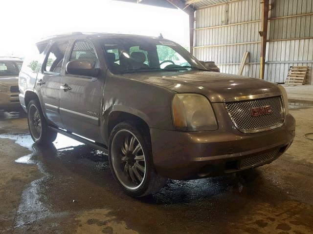 1GKS1EEF3CR259621 - 2012 GMC YUKON DENA GRAY photo 1