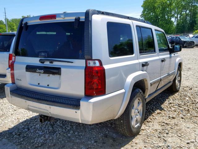 1J8HG48KX6C291537 - 2006 JEEP COMMANDER SILVER photo 4