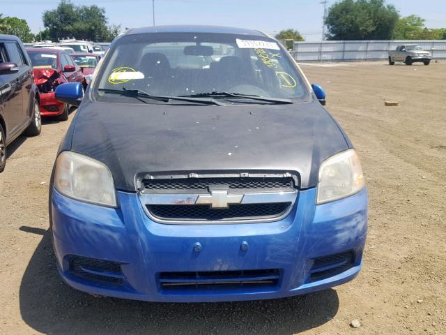 KL1TD56E09B368205 - 2009 CHEVROLET AVEO LS BLUE photo 9