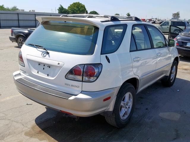 JTJGF10U010116089 - 2001 LEXUS RX 300 WHITE photo 4