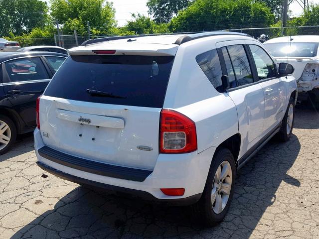 1J4NT1FB5BD213852 - 2011 JEEP COMPASS SP თეთრი ფოტო 4