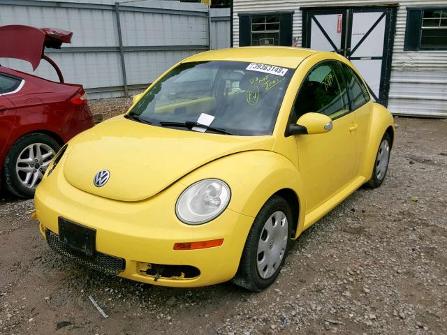 3VWPG3AG7AM006235 - 2010 VOLKSWAGEN NEW BEETLE ყვითელი ფოტო 2