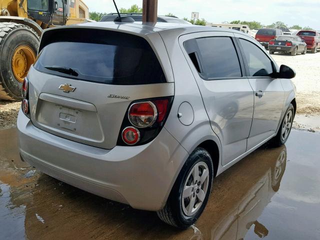 1G1JA6SHXG4153388 - 2016 CHEVROLET SONIC LS SILVER photo 4