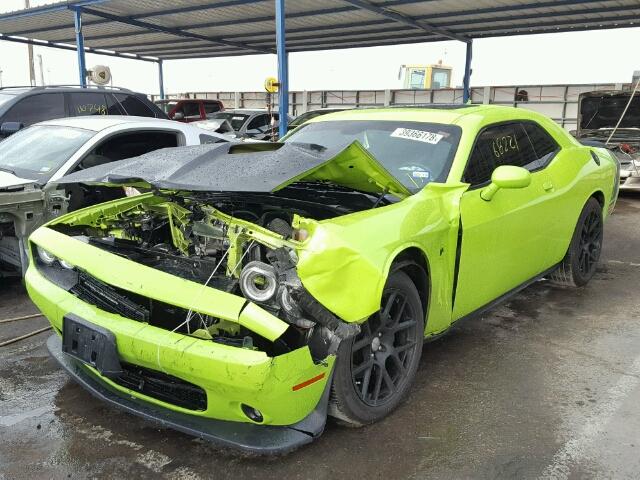 2C3CDZFJ2FH718700 - 2015 DODGE CHALLENGER GREEN photo 2