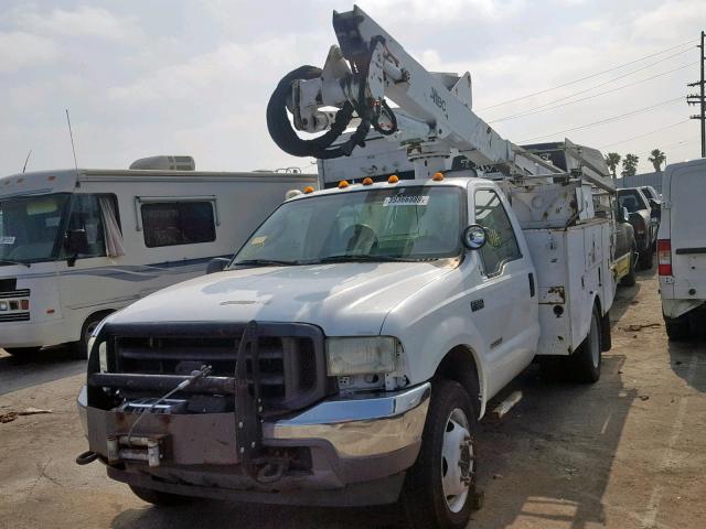 1FDAF57P83EC57770 - 2003 FORD F550 SUPER WHITE photo 2