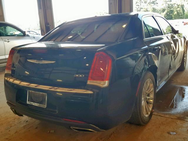 2C3CCAAG7HH646783 - 2017 CHRYSLER 300 LIMITE BLACK photo 4