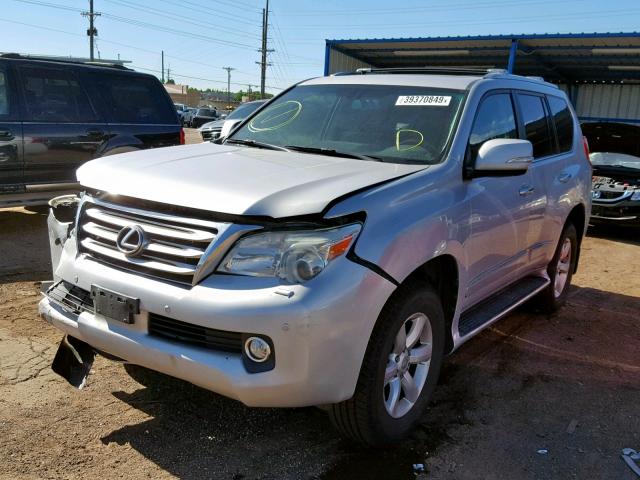 JTJJM7FX9A5011165 - 2010 LEXUS GX PREMIUM SILVER photo 2