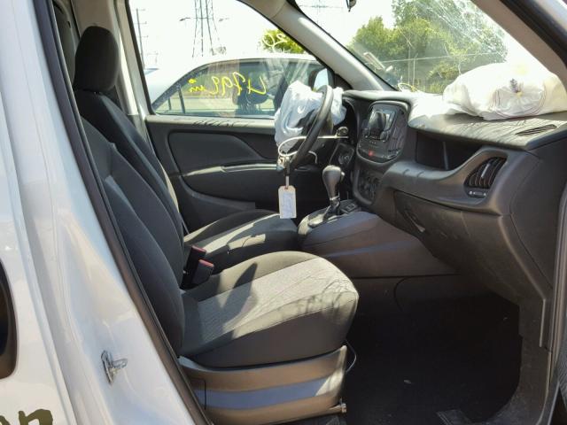 ZFBERFAB2H6E13096 - 2017 RAM PROMASTER 白色 照片 5