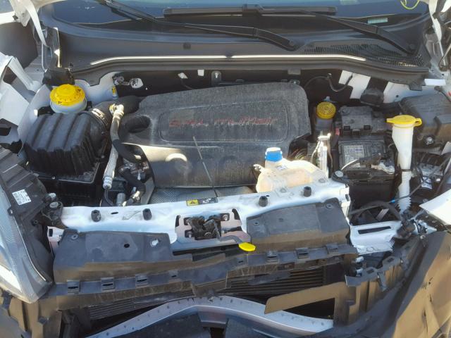 ZFBERFAB2H6E13096 - 2017 RAM PROMASTER 白色 照片 7