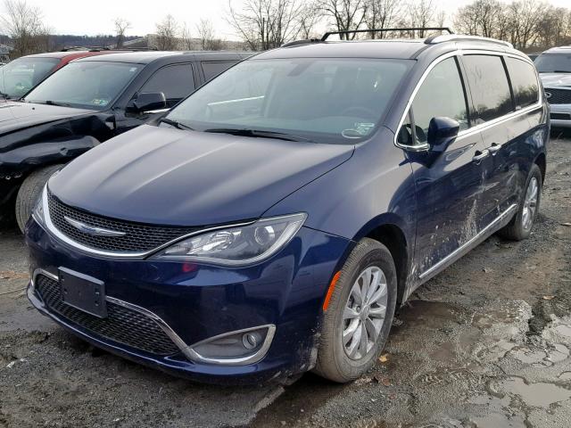 2C4RC1BG7JR127754 - 2018 CHRYSLER PACIFICA T BLUE photo 2