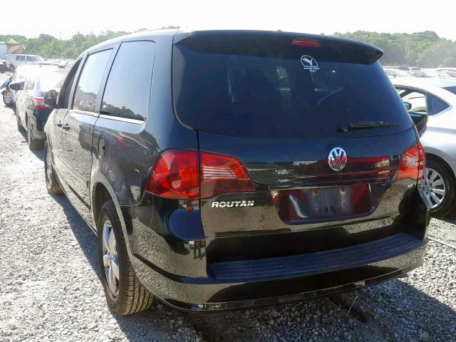 2V4RW3DG4BR716994 - 2011 VOLKSWAGEN ROUTAN SE BLACK photo 3