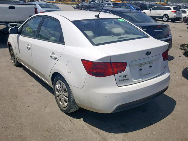 KNAFU4A23A5133066 - 2010 KIA FORTE EX WHITE photo 3