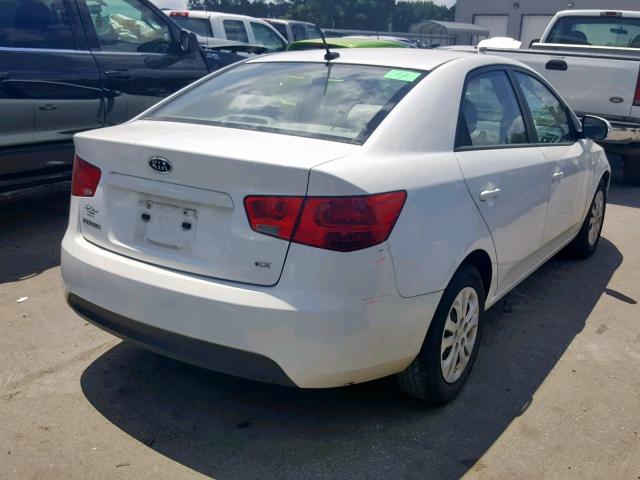 KNAFU4A23A5133066 - 2010 KIA FORTE EX WHITE photo 4