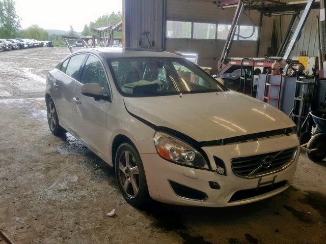 YV1612FH1D2199600 - 2013 VOLVO S60 T5 WHITE photo 1