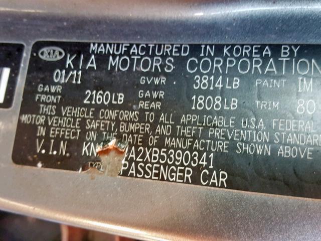 KNAFU4A2XB5390341 - 2011 KIA FORTE EX GRAY photo 10