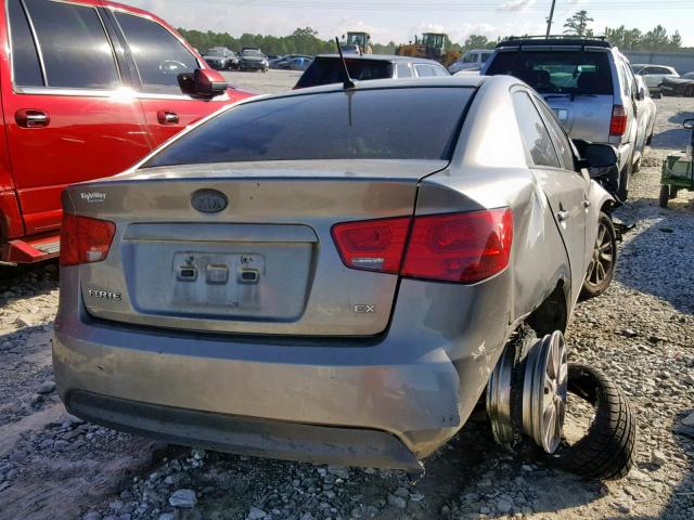 KNAFU4A2XB5390341 - 2011 KIA FORTE EX GRAY photo 4