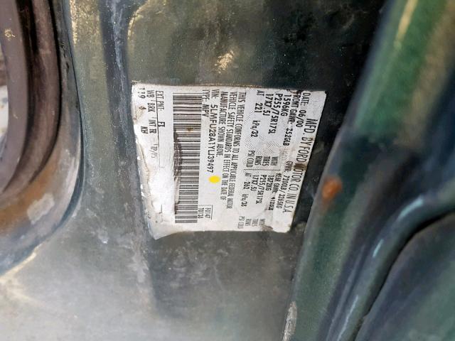 5LMFU28A1YLJ39497 - 2000 LINCOLN NAVIGATOR მწვანე ფოტო 10