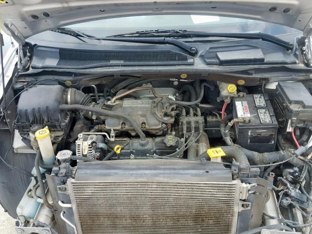 2A8HR54109R675495 - 2009 CHRYSLER TOWN & COU SILVER photo 7