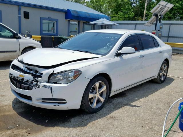 1G1ZC5EU4CF146113 - 2012 CHEVROLET MALIBU 1LT WHITE photo 2