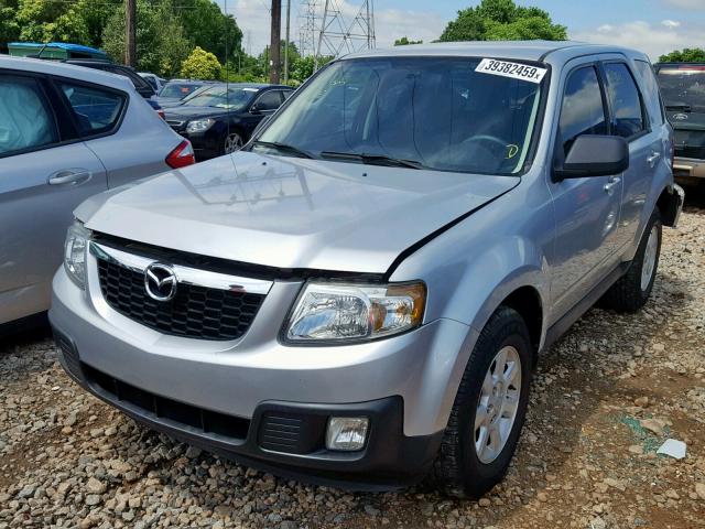 4F2CY0C70AKM01696 - 2010 MAZDA TRIBUTE I SILVER photo 2